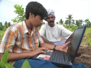 Farmer SON checking whether report using free WIFI